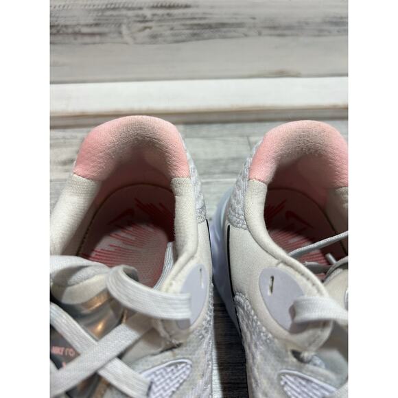 NIKE women's Renew Run 2 size 8 white and pink running shoe - Picture 5 of 8